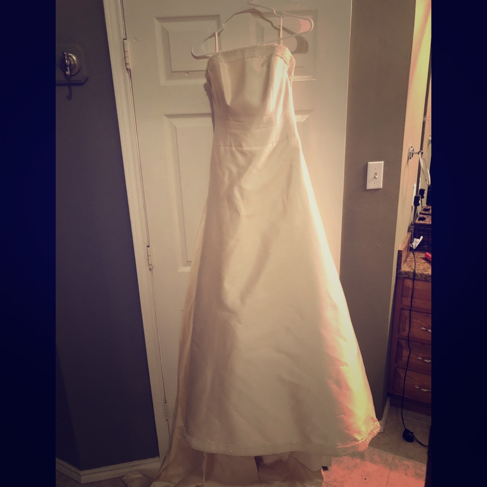 Wedding dress